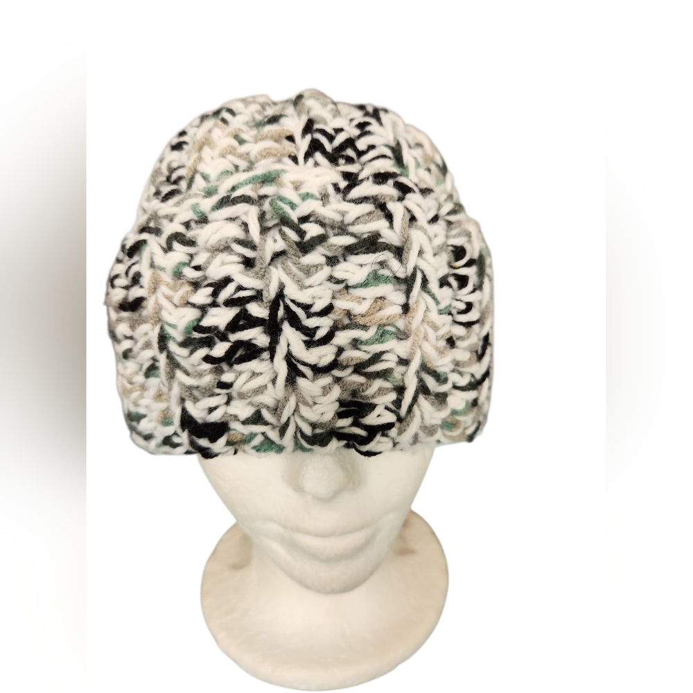 Winter Hat- Multi-Colors Handmade - Picture 2 of 2